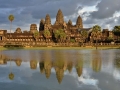 Jako jedyna ze świątyń Angkoru, jest zwrócona ku zachodowi