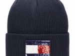 tommy_hilfiger-aw0aw06187413-swap_your_patch_beanie-1
