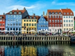 Corlorful houses in Nyhavn